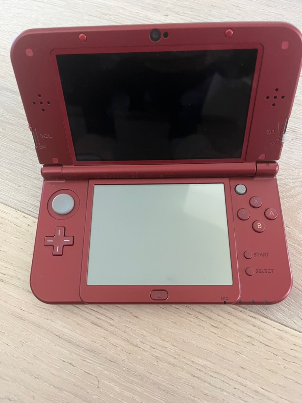 Nintendo 3DS XL Handheld Console - Crimson Red